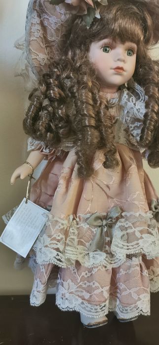 2 Păpuși de colectie ediție limitata