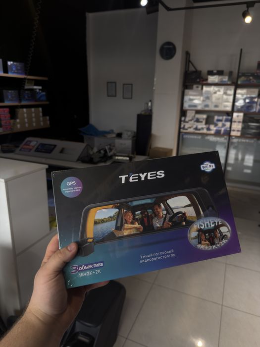 Teyes registrator zerkalo new model 3 в 1 2026 Q10 pro