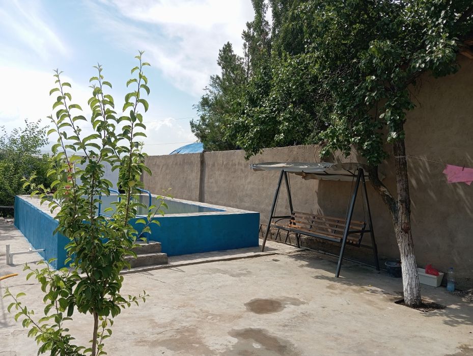 Dacha sotiladi srochna 4sotix kadastiri bor