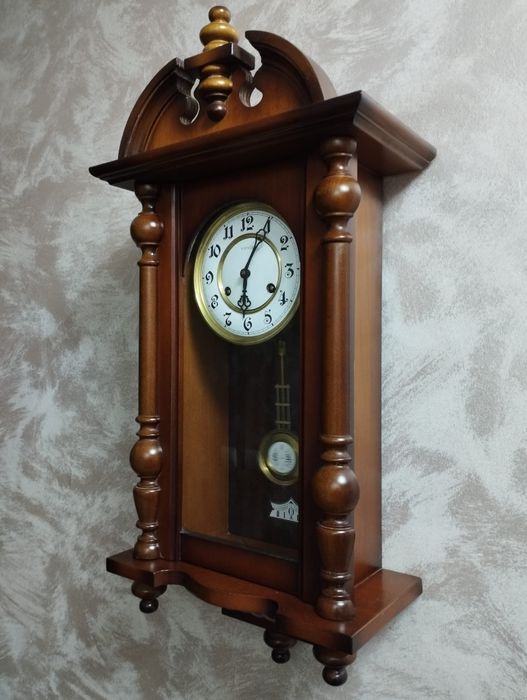 Ceas mecanic cu pendula