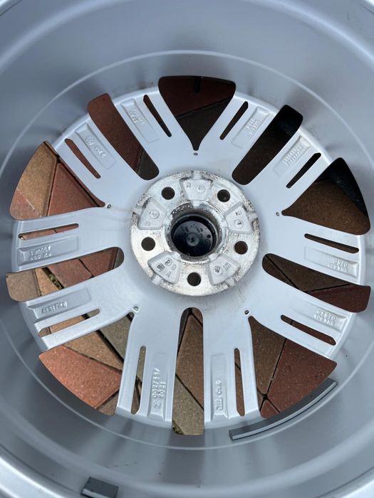 Jante aliaj originale vw tiguan 235/50/19