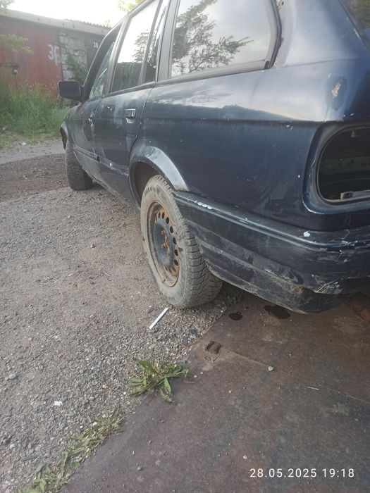 Е30 туринг 93 года