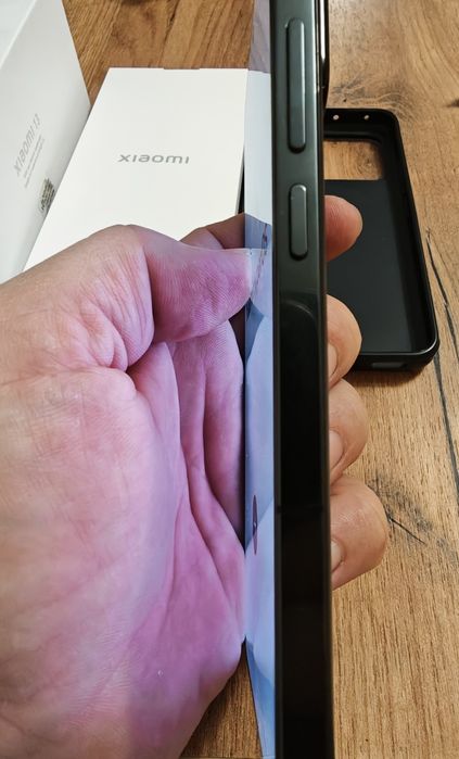 Xiaomi 13 256 GB Перфектен