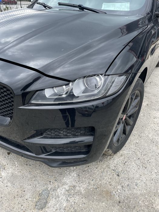 Fata completa Jaguar F Pace