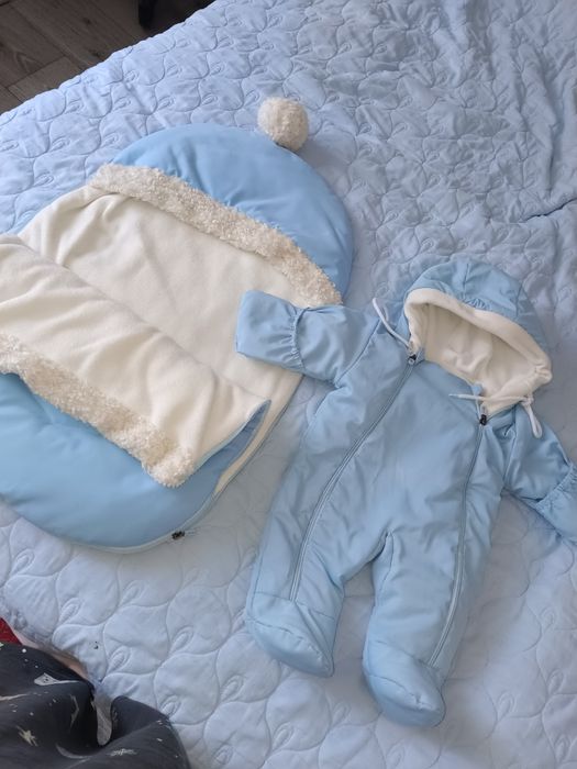 Продам комбинезон+конверт для мальчика