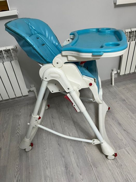 Продам коляску и стул