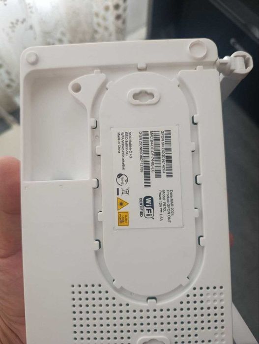 Wi-Fi роутер сотилади арзон нархда
