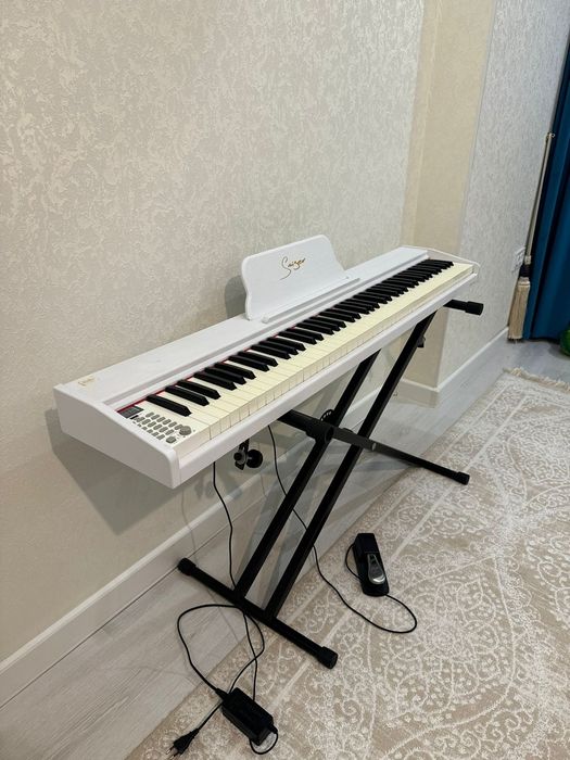 Пианино, синтезатор