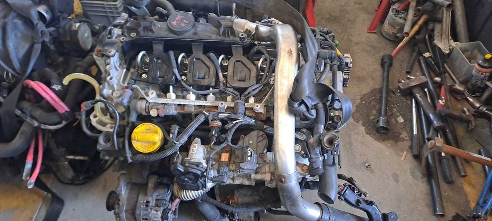 Motor 2.0 cdi / tdci Euro 5 , cod M9R Opel Vivaro , Renault Trafic , Nissan Primastar (pret fara anexe)