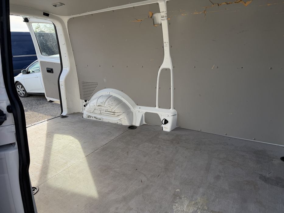 Volkswagen Transporter T6 Autoutilitară 2016 2.0TDI *TVA Inclus/Deductibil*