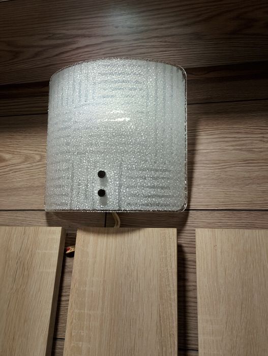 Стенен плафон с различни светлини