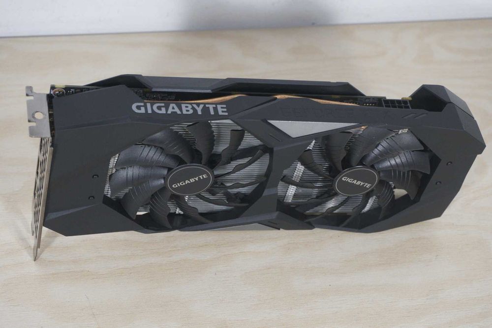 Видеокарта RTX 2070 8GB Gigabyte / вкл ДДС