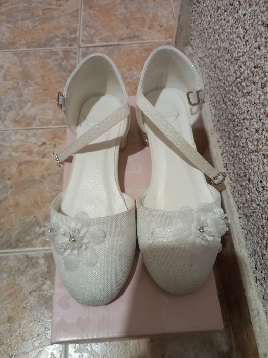 Детски кокетни обувки