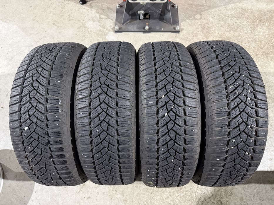 4бр. КАТО НОВИ Зимни Гуми С Борд 215/65R/16 -FULDA- DOT:2324-9.1м+8.3м
