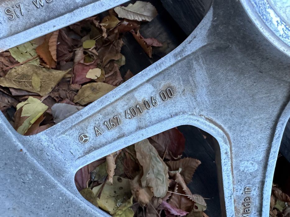 Оригинални Mercedes GLS GLE W167 2021 година