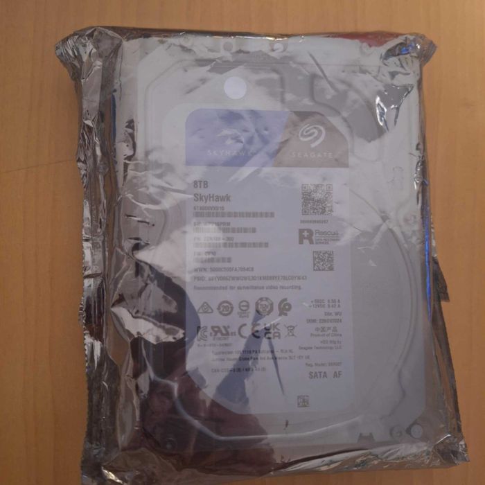 Hard Disk 8 Tb sigilat , Seagate SkyHawk