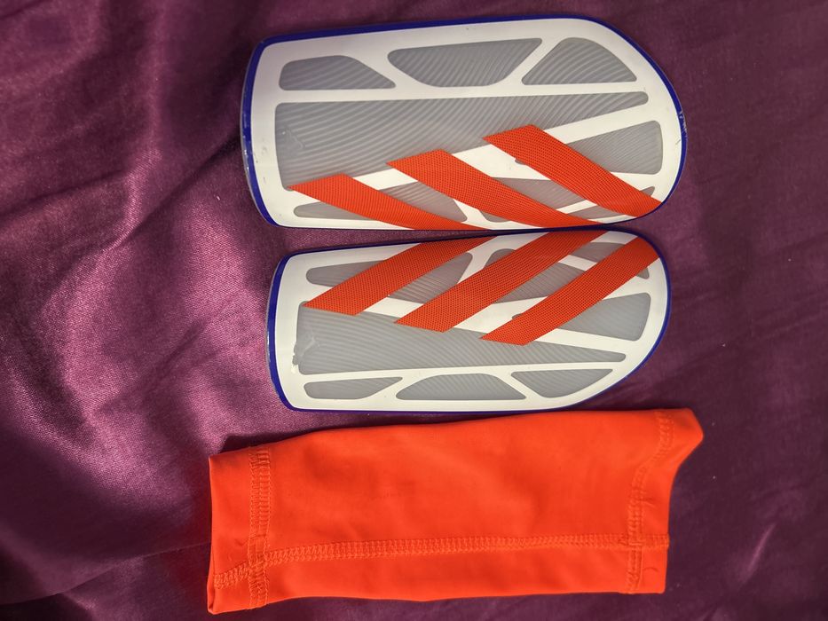 Aparatori de fotbal adidas