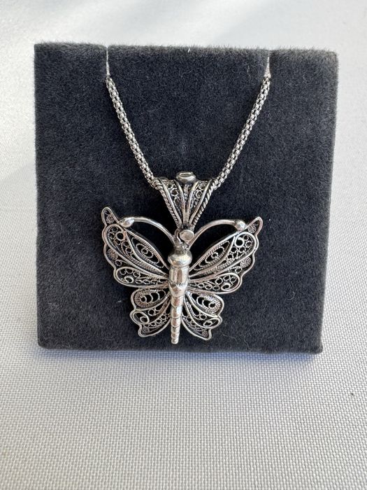 Pandantiv si lant din argint