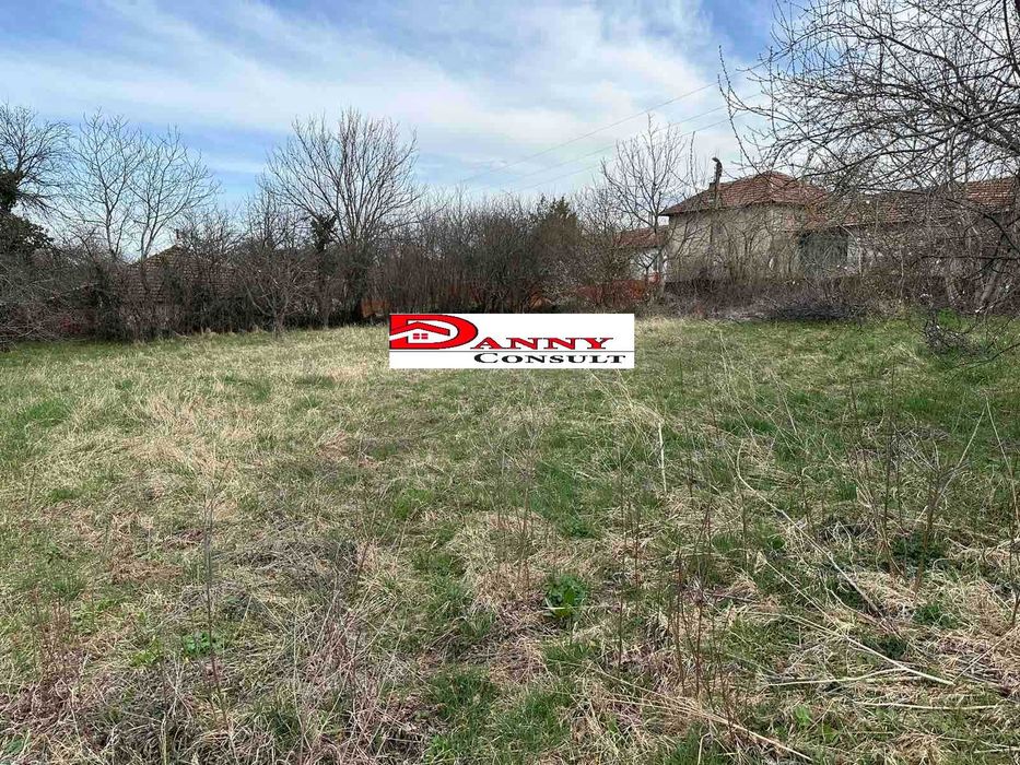 Продава се Парцел в с. Ново село, Област Велико Търново - 1500 кв.м за 8 €/кв.м - Снимка #1