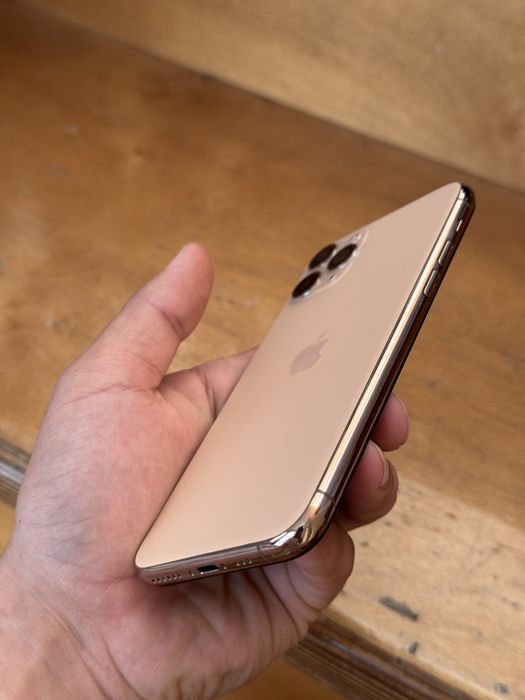 Iphone 11 pro в средним состоянии