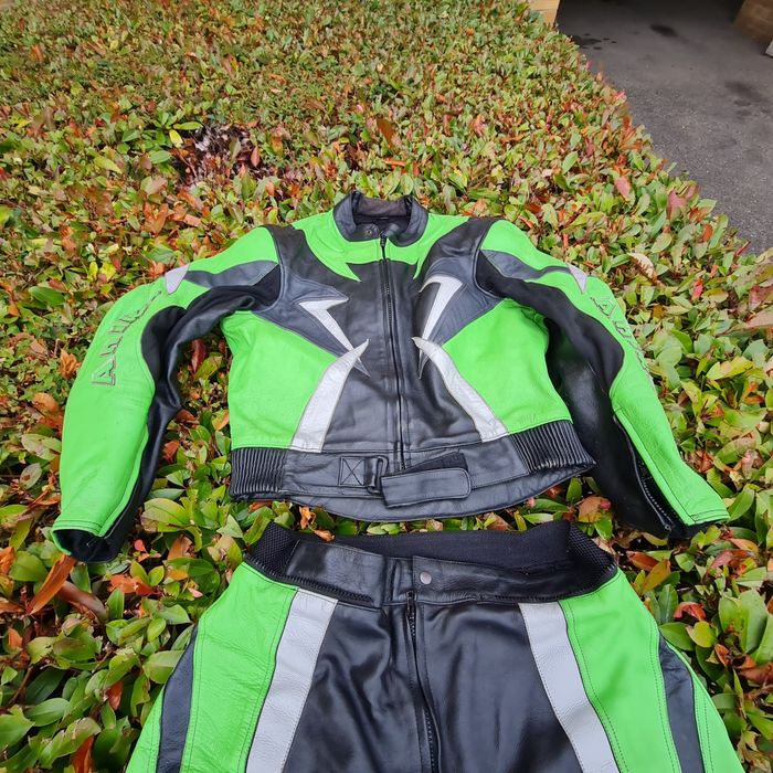 Мото яке и панталон екип естествена кожа