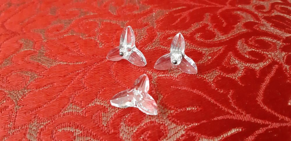 Комплект обеци и висулка с кристали Swarovski