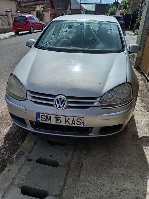 De vanzare golf 5
