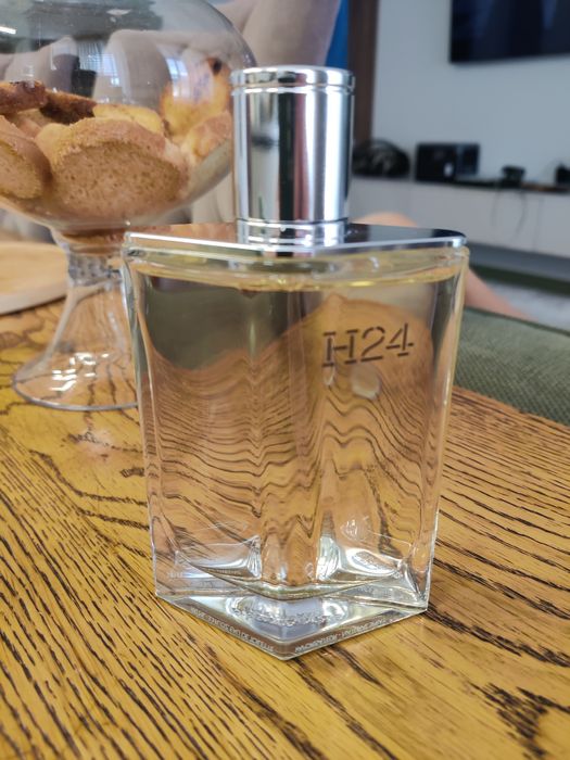 Продам туалетную воду.