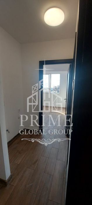 Апартамент след основен ремонт с три отделни стаи в ж.к. Изгрев