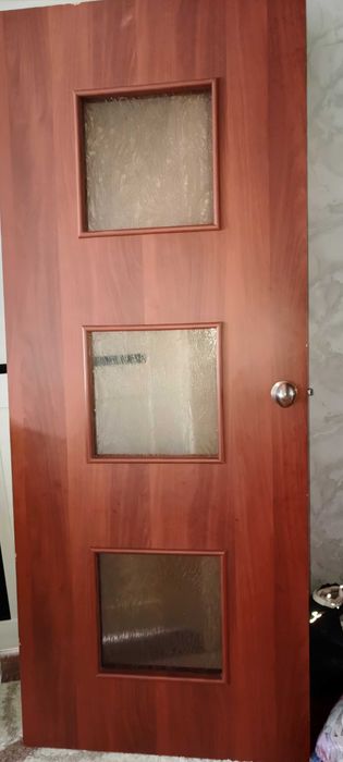 Продам межкомнатные двери