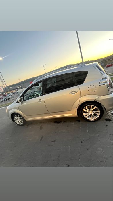 Vand sau Schimb Toyota Corrola