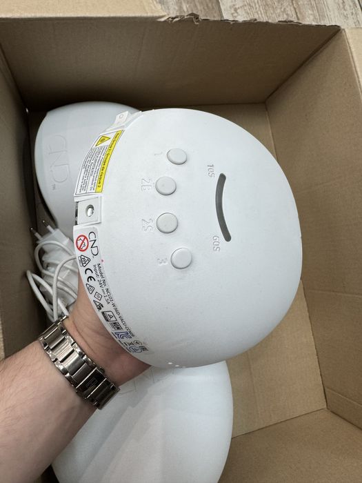 LED печки за маникюр CND