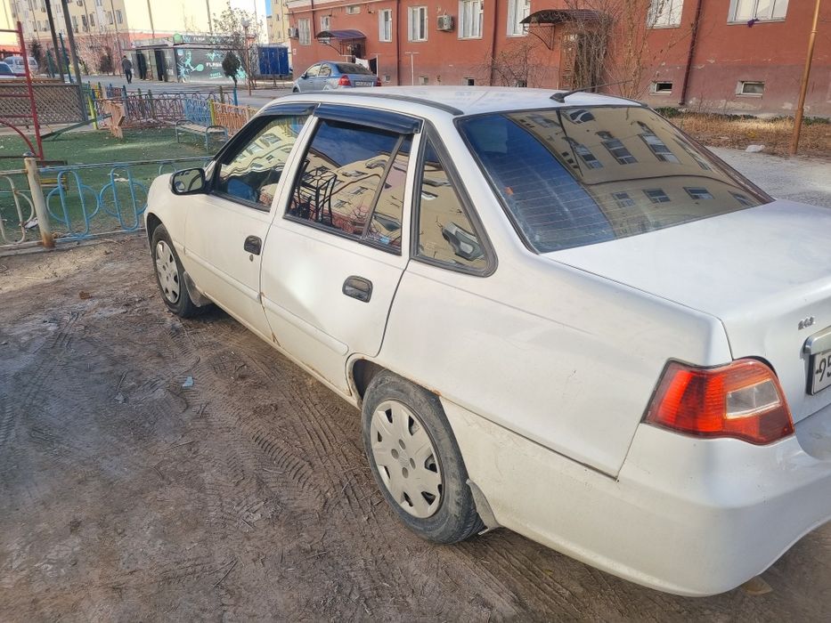 Nexia 2   2012 yil metan kraska bor. Narxi 37 mln. Dogovorga 5 mln bil