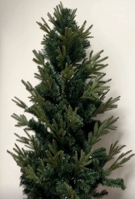 Продам елочку 180см