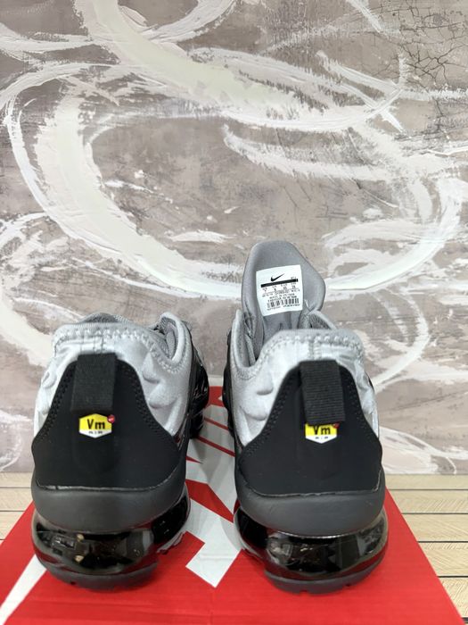 Nike Vapor Max Plus Grey Black