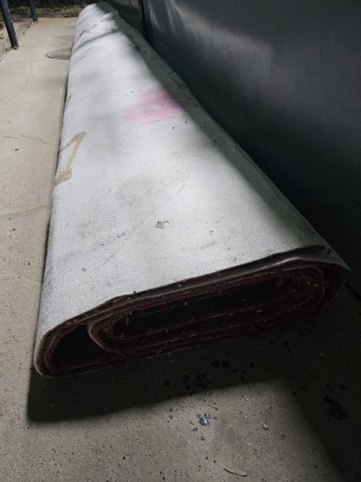 Срочно продам кавролан в идеальном состояни около  16-20 квадрат метр