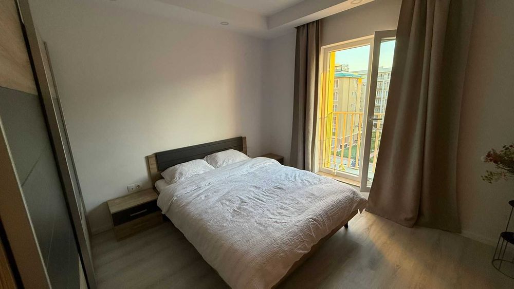 Inchiriere apartament 2 camere complex Cosmopolis