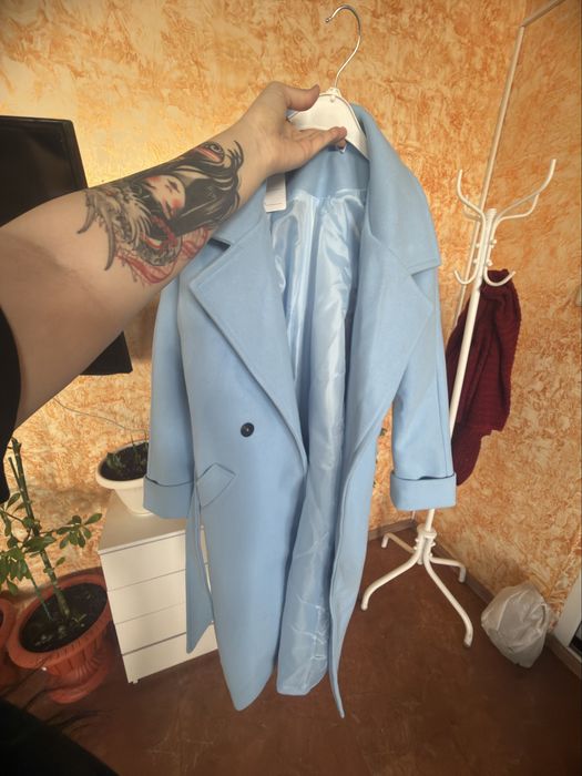 Продается новое пальто с этикеткой