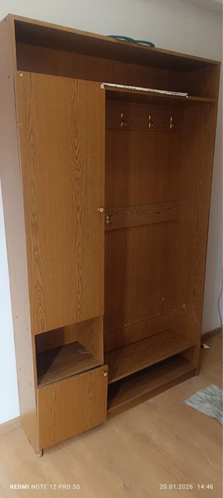 Продам прихожку и шкаф