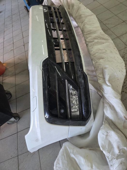 Бампер на Volkswagen Tiguan 2 R line оригинал