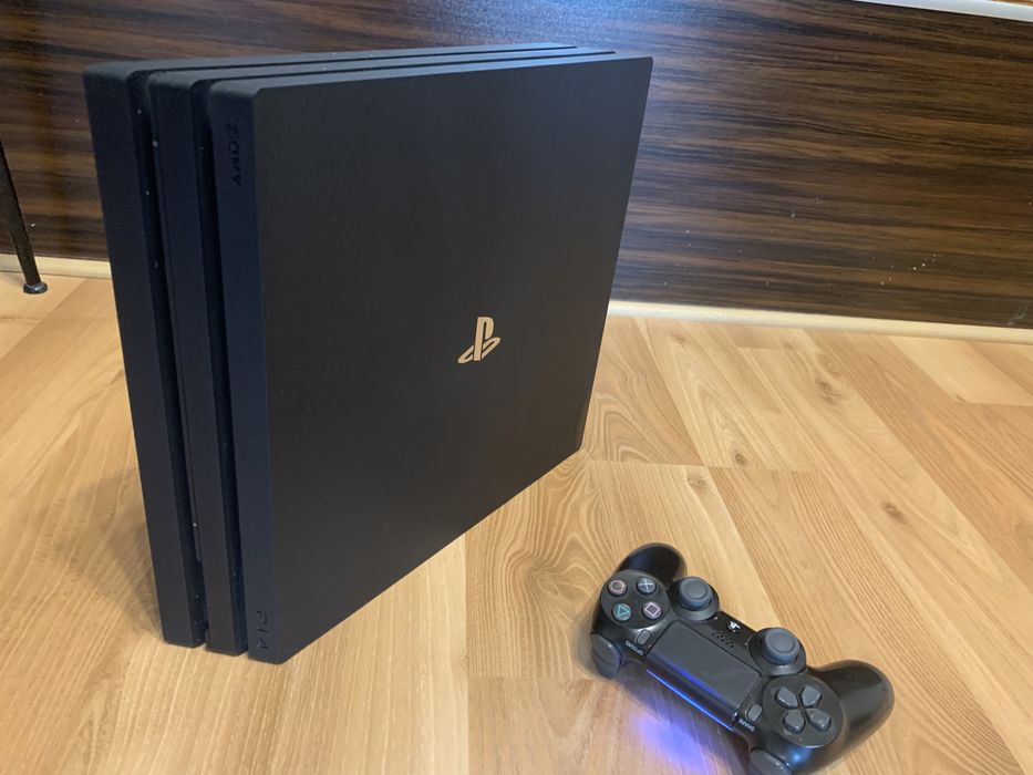Playstation 4 pro с 40+ игри ! Плейстейшън 4 ps4 pro
