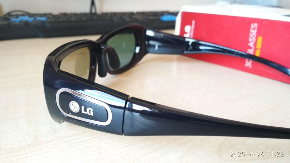 Продам 3д очки от tv lg