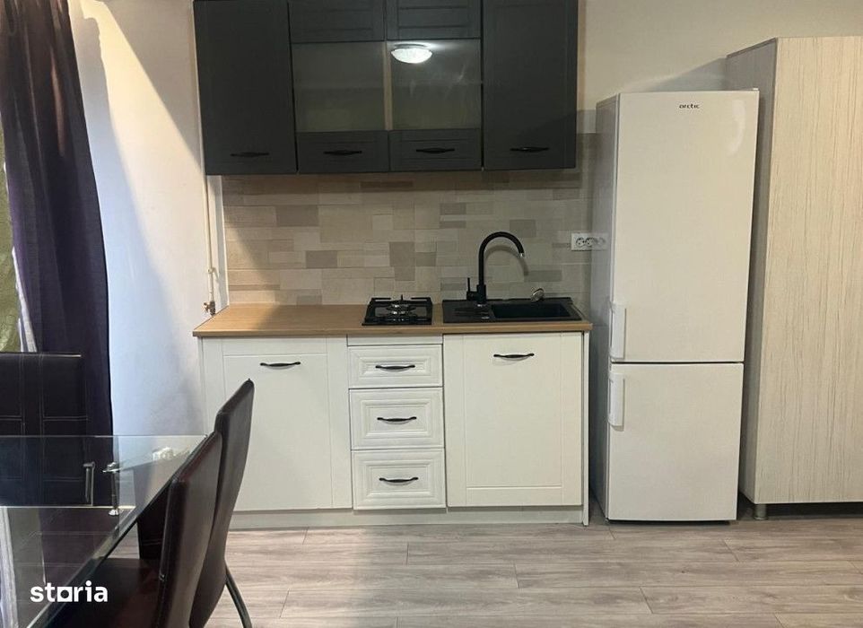 Apartament 1 camera Podu Ros , 40 metri, etaj 1 Cod:161405