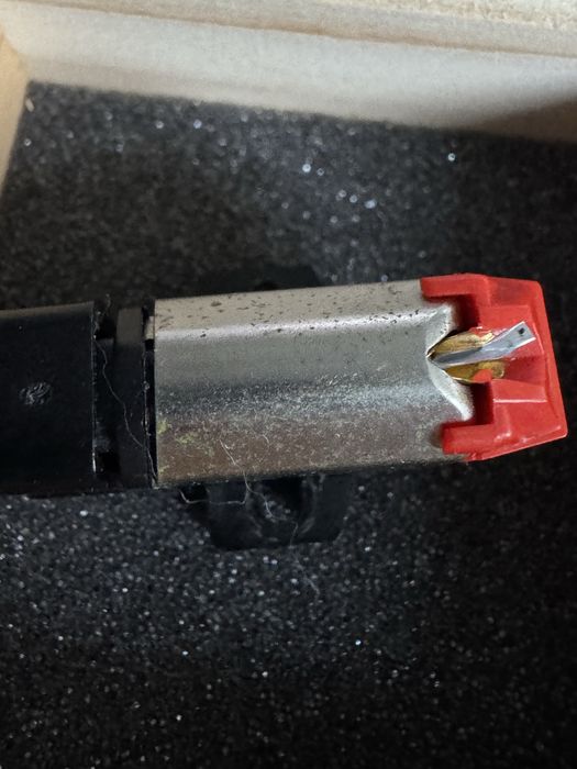 SHURE M92E HiFi cartridge /stylus grip color/red