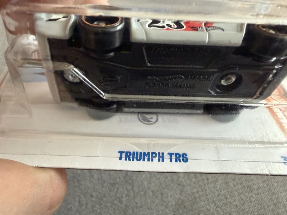 Hot Wheels Triumph tr6 TH