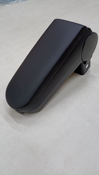 Golf 4 подлокотник гольф4