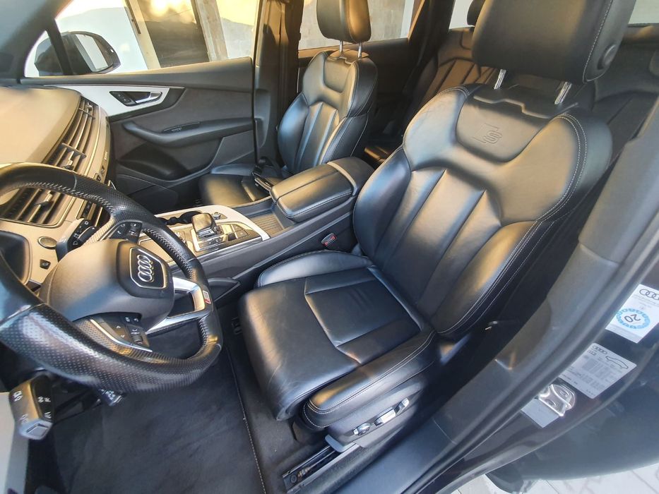 Ауди/Audi Q7        .