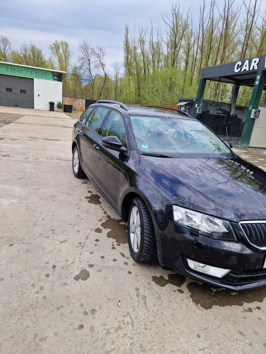 Vând skoda octavia 3