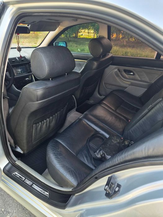 Продаю своя BMW E39