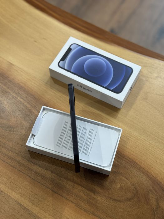 Iphone 12 mini Отличен ! Като Нов !